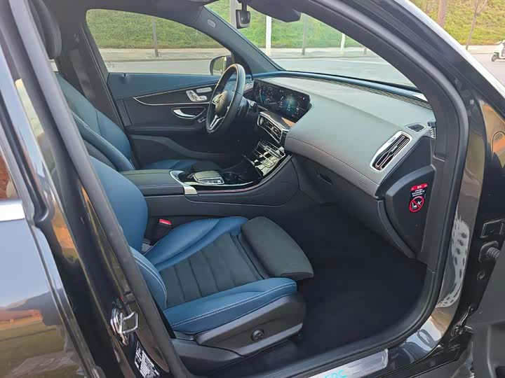 Mercedes-Benz EQC 2022 2022款 改款 EQC 400 4MATIC