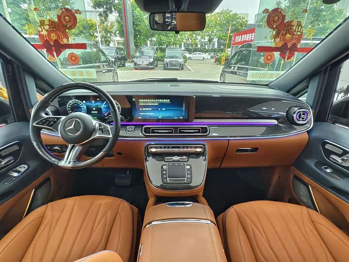 Mercedes-Benz Vito 2024 2024款 2.0T 商务版 7座