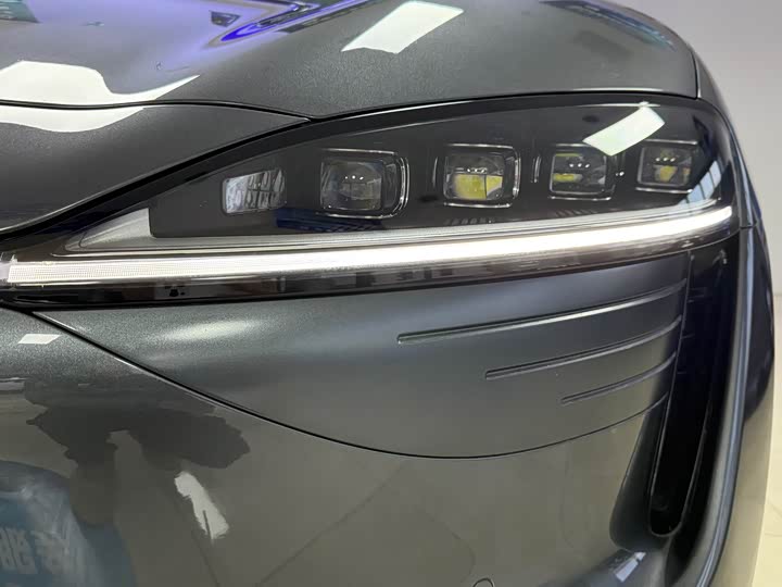 Luxeed R7 2025 2025款 增程 251km Max