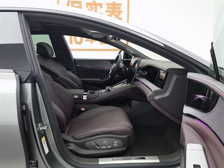 Denza Z9GT 2024 2024款 1100四驱Ultra版