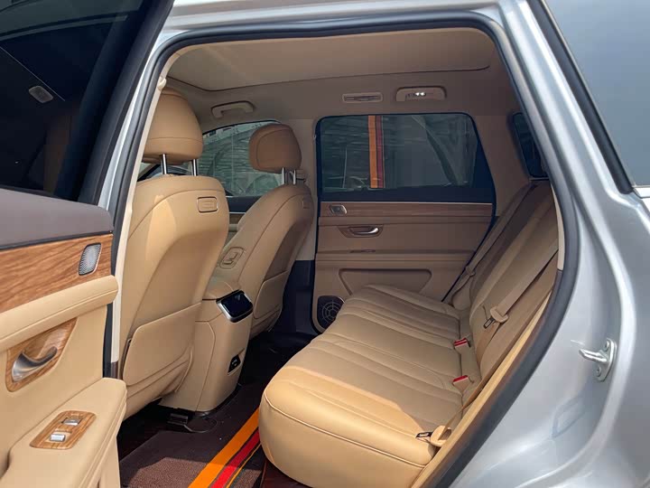 Aito M7 2024 2024款 1.5T 四驱Plus版 5座