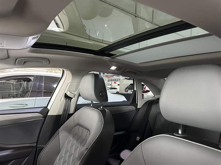 Volkswagen Sagitar L 2025 2025款 改款三 300TSI DSG超越版