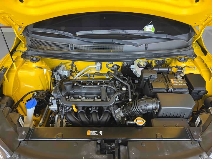 Kia KX1 2021 2021款 1.4L CVT天窗款