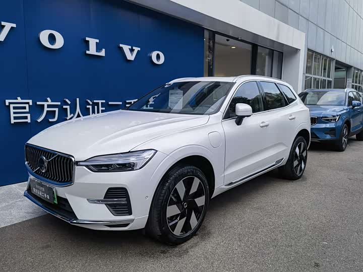 Volvo XC60 Hybrid 2025 2025款 插电式混动 长续航四驱智雅豪华版