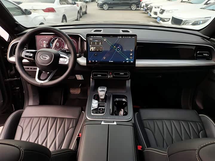 GAC Trumpchi GS8 2024 2024款 领航系列 2.0TGDI 两驱豪华智联版