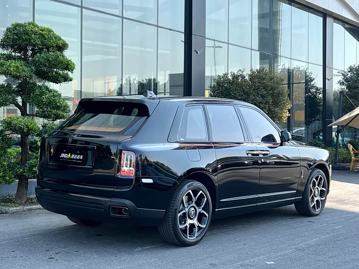 Rolls-Royce Cullinan 2024 2024款 Black Badge