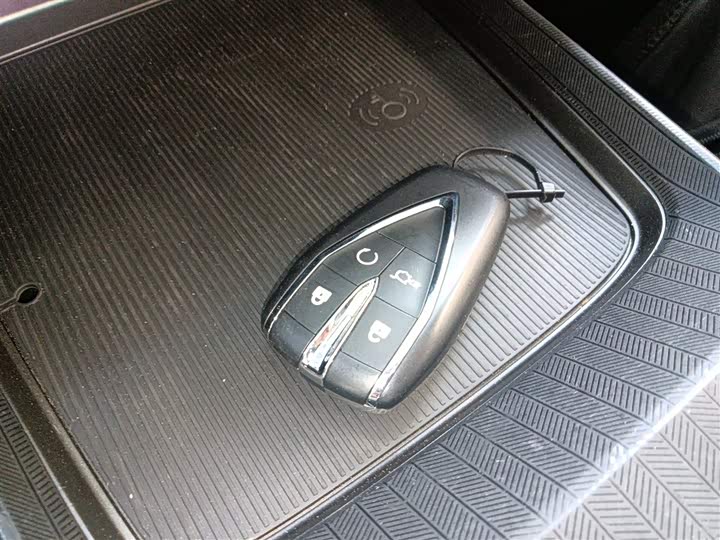 Changan Yida 2023 2023款 蓝鲸NE 1.5T GDI DCT畅享版