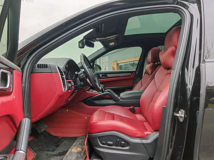 Porsche Cayenne Hybrid 2023 2023款 Cayenne E-Hybrid 2.0T 铂金版