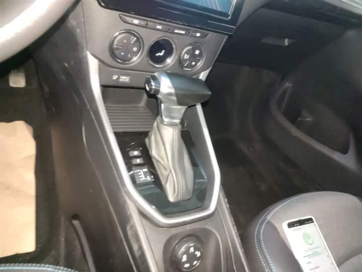 Citroen C3-XR 2021 2021款 190THP DCT致尚版