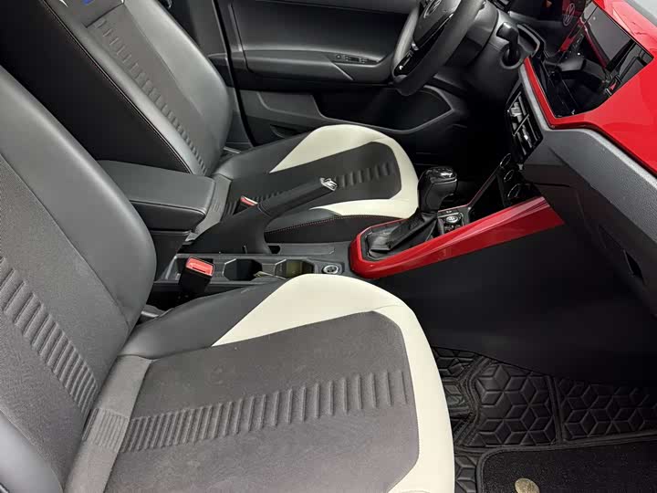 Volkswagen Polo 2023 2023款 Plus 1.5L 自动炫彩科技版