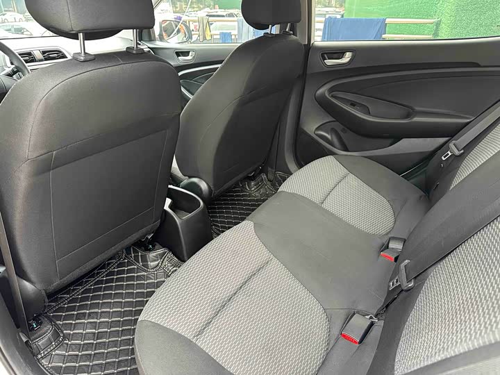 Hyundai Reina 2020 2020款 1.4L 手动GL焕新版