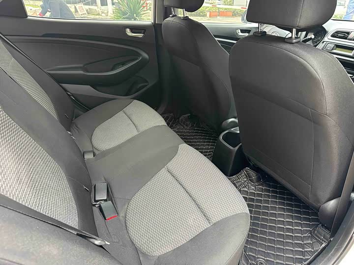 Hyundai Reina 2020 2020款 1.4L 手动GL焕新版