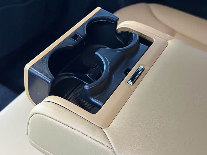 Lexus LX 2025 2025款 700h 领界版