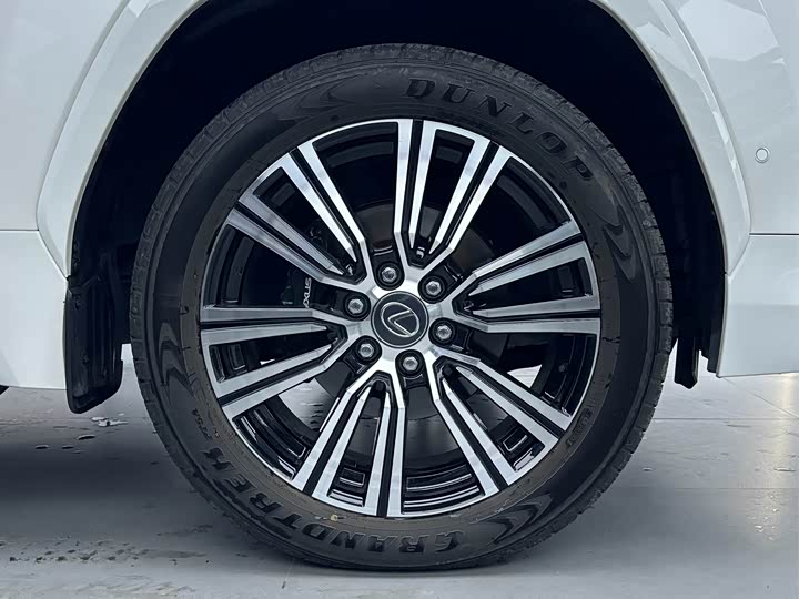 Lexus LX 2025 2025款 700h 领界版