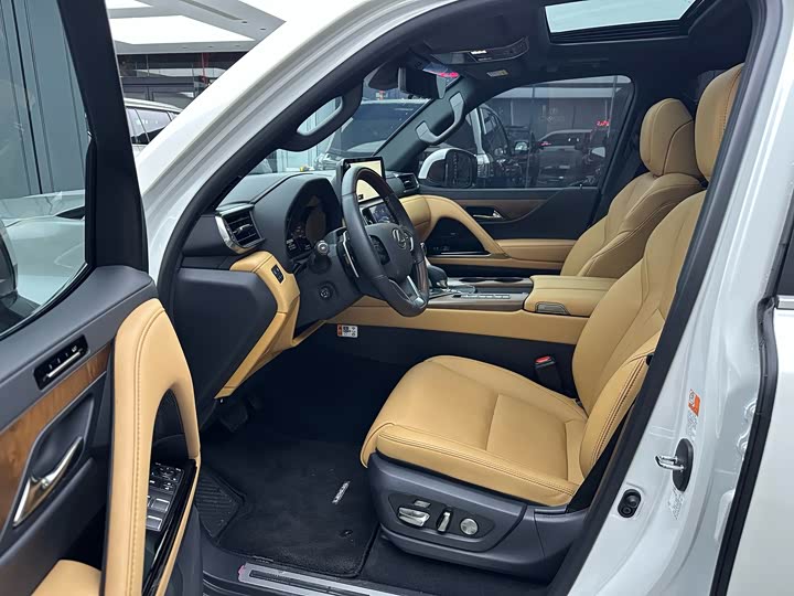 Lexus LX 2025 2025款 700h 领界版