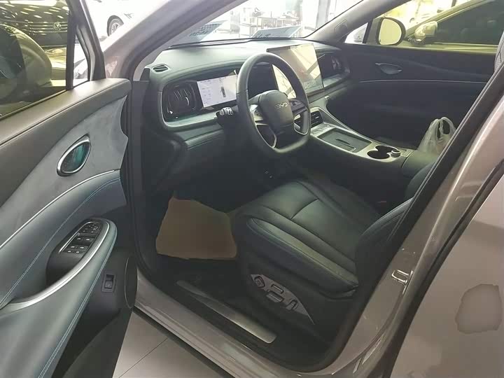 BYD Sea Lion 07 DM-i Hybrid 2025 2025款 150 领航+版