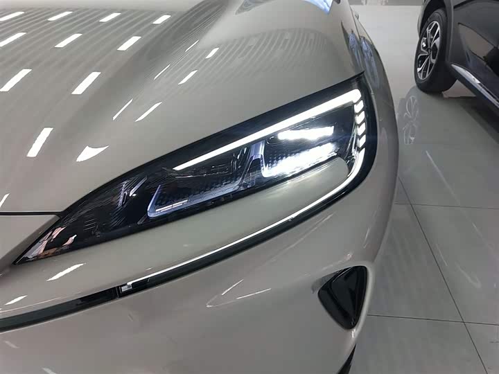 BYD Sea Lion 07 DM-i Hybrid 2025 2025款 150 领航+版