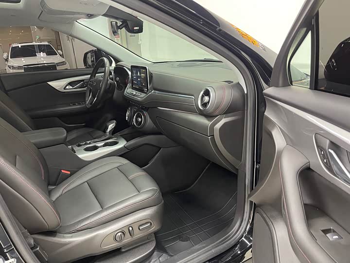 Chevrolet Blazer 2022 2022款 轻混 650T Redline 7座 霆版