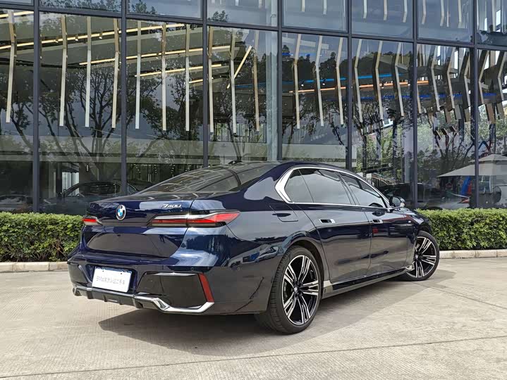 BMW 7 Series 2023 2023款 740Li 尊享型 M运动套装