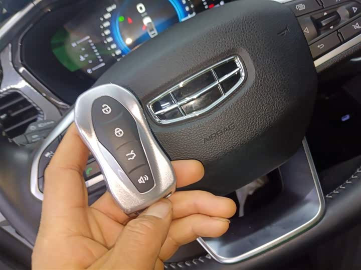 Geely Tugella S 2021 2021款 2.0TD DCT两驱闪电版