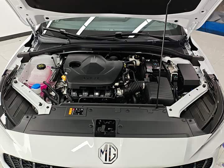 MG Motor 5 2025 2025款 180DVVT 全球豪华版