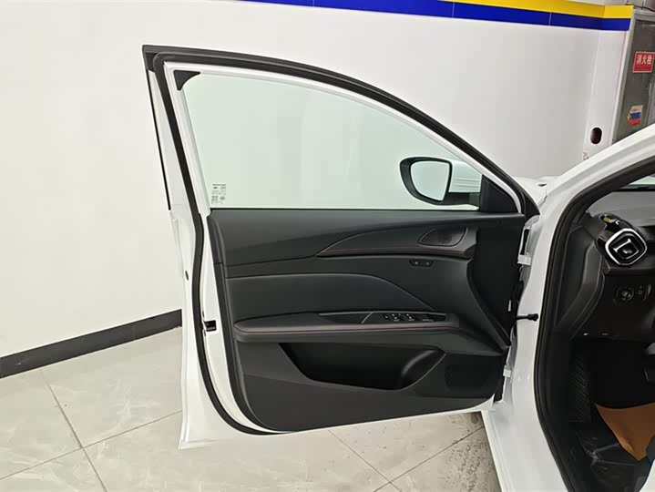 MG Motor 5 2025 2025款 180DVVT 全球豪华版