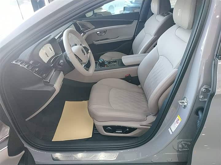 BYD Han 2025 2025款 EV 智驾版 701KM激光雷达旗舰型