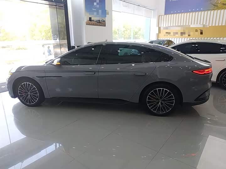 BYD Han 2025 2025款 EV 智驾版 701KM激光雷达旗舰型