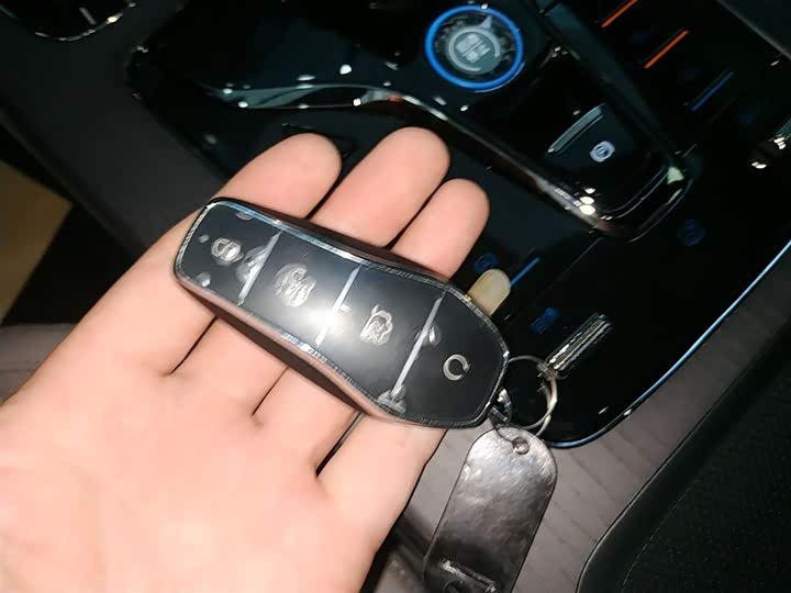 BYD Han 2025 2025款 EV 智驾版 701KM激光雷达旗舰型