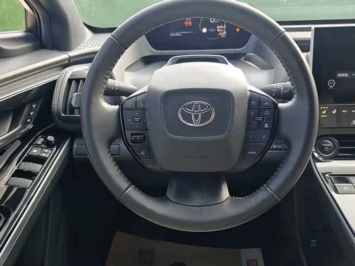 Toyota bZ4X 2022 2022款 四驱高性能PRO版