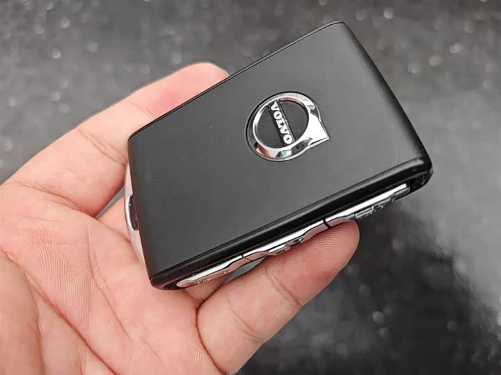 Volvo S60 2025 2025款 B4 智逸豪华版