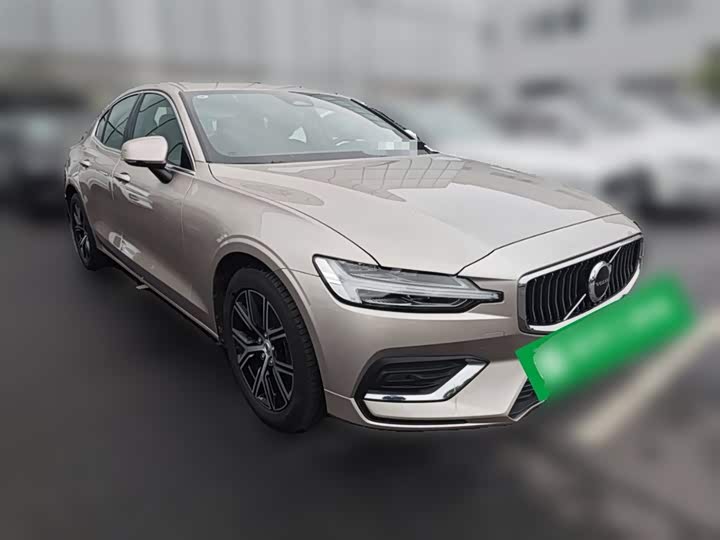 Volvo S60 2025 2025款 B4 智逸豪华版