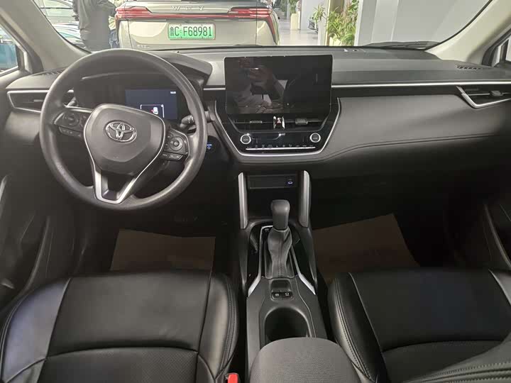 Toyota Frontlander 2024 2024款 2.0L 智能电混双擎 领先版