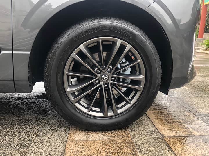 Changan UNI-K 2023 2023款 2.0T 两驱悦尚型