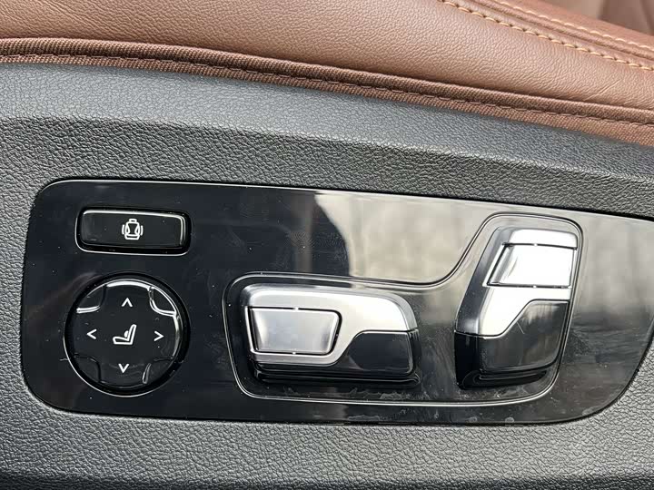 BMW X6 2023 2023款 xDrive40i 尊享型 M运动套装