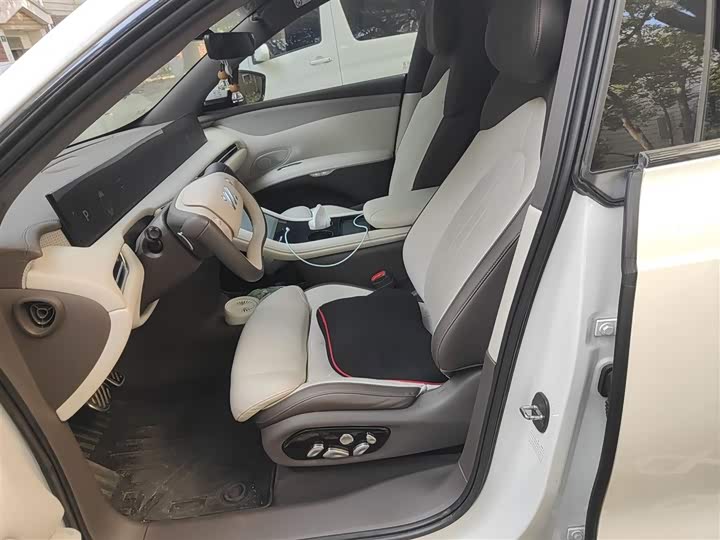 IM motors LS7 2023 2023款 100kWh Lux后驱版