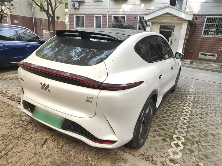 IM motors LS7 2023 2023款 100kWh Lux后驱版