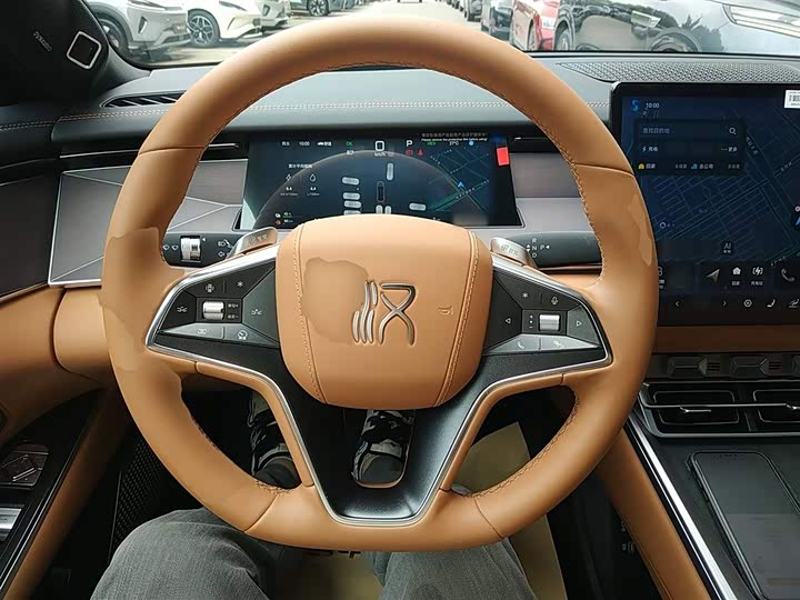 BYD Han L 2025 2025款 DM-p 四驱激光雷达旗舰型