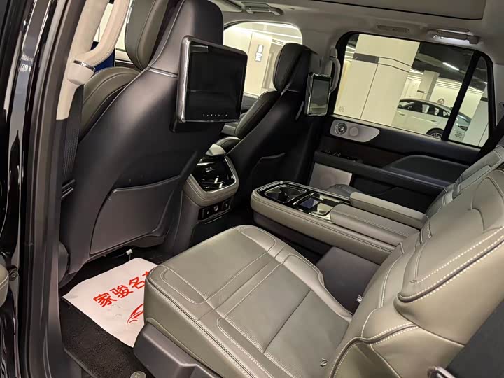 Lincoln Navigator 2022 2022款 3.5T 总统版