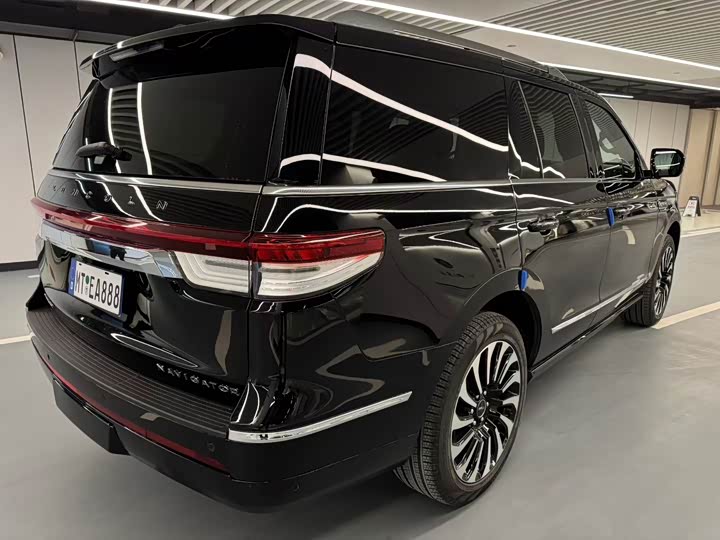 Lincoln Navigator 2022 2022款 3.5T 总统版