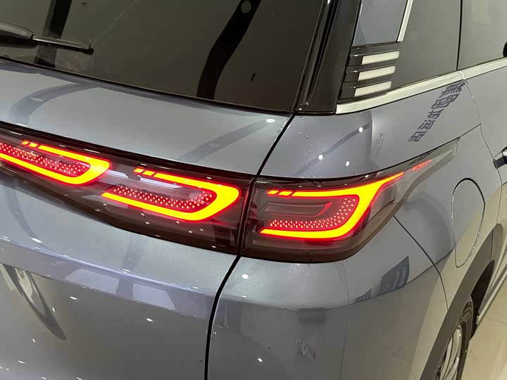 BYD Sea Lion 07 DM-i Hybrid 2025 2025款 150 领航+版