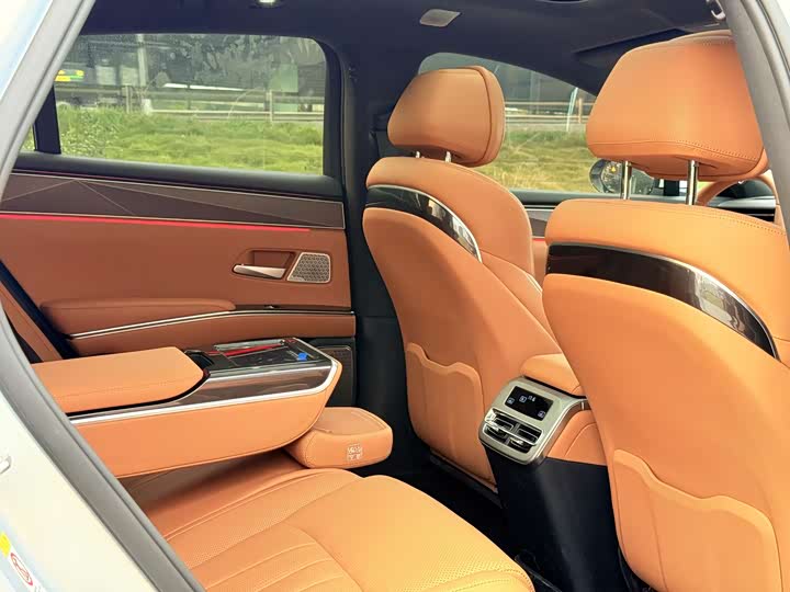 BYD Han L 2025 2025款 EV 四驱激光雷达旗舰型