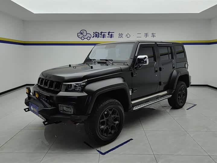 BAIC Beijing BJ40 2024 2024款 2.0D 刀锋英雄荣耀版