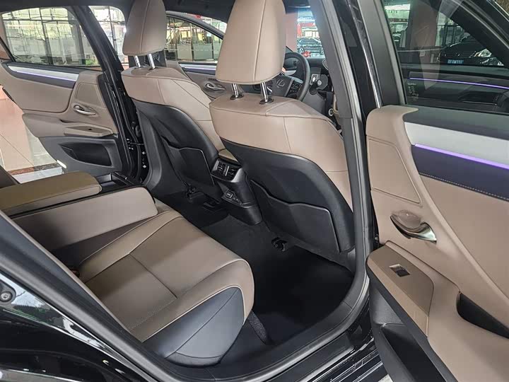 Lexus ES 2025 2025款 200 臻享版