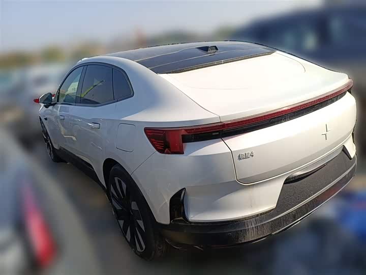 Polestar 4 2024 2024款 双电机长续航PLUS 双星互联版