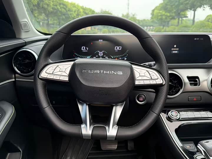 Dongfeng Forthing T5 EVO 2024 2024款 狂飚版 1.5TD DCT铂金款