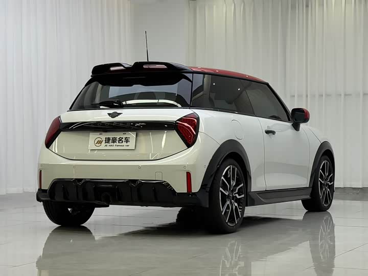 Mini Mini JCW 2025 2025款 JOHN COOPER WORKS