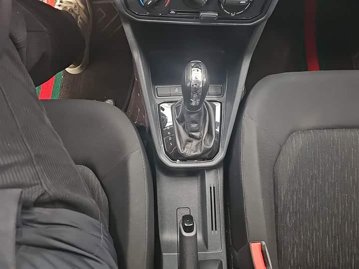 Jetta VA3 2021 2021款 1.5L 自动向上人生版