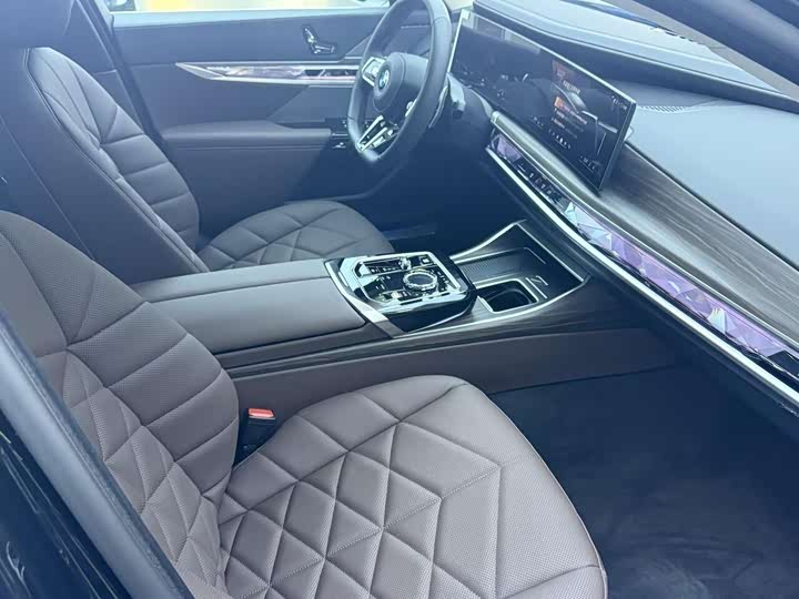 BMW 7 Series 2023 2023款 735Li M运动套装