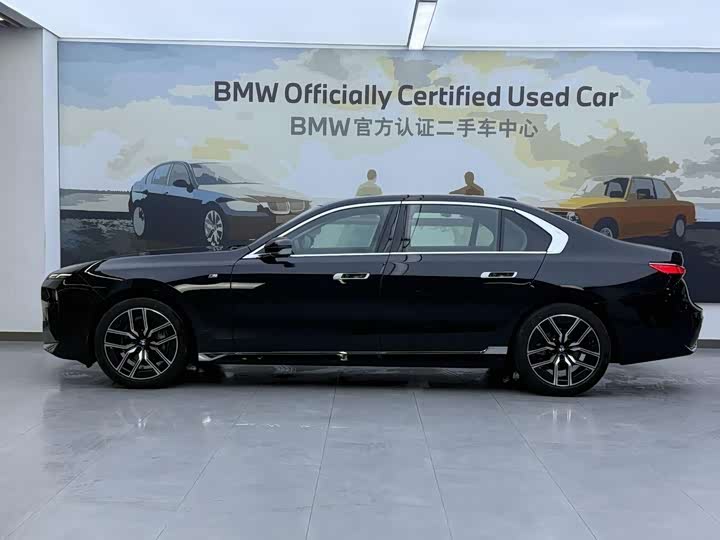 BMW 7 Series 2023 2023款 735Li M运动套装